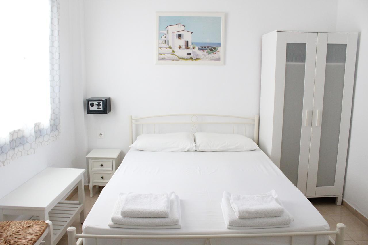 Mare Blue Ios Hotel Exterior foto